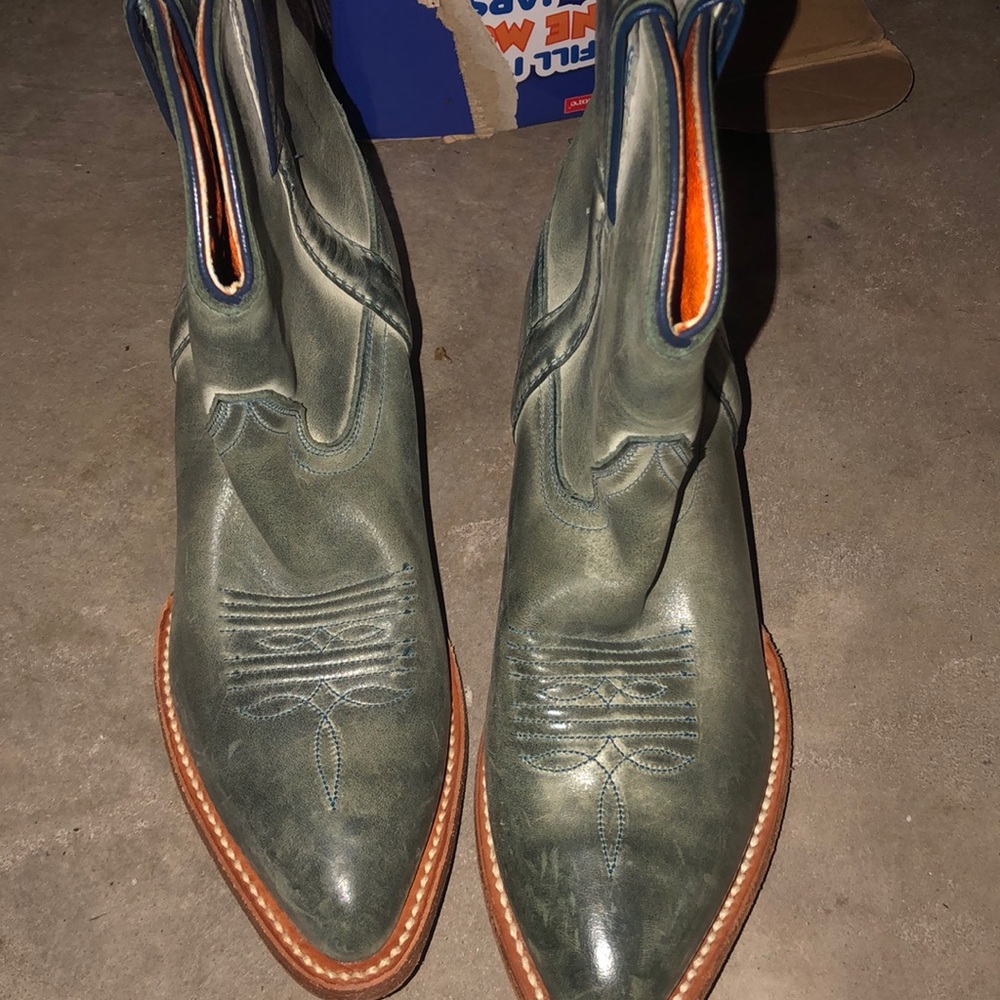 Frye riding boots ! Women